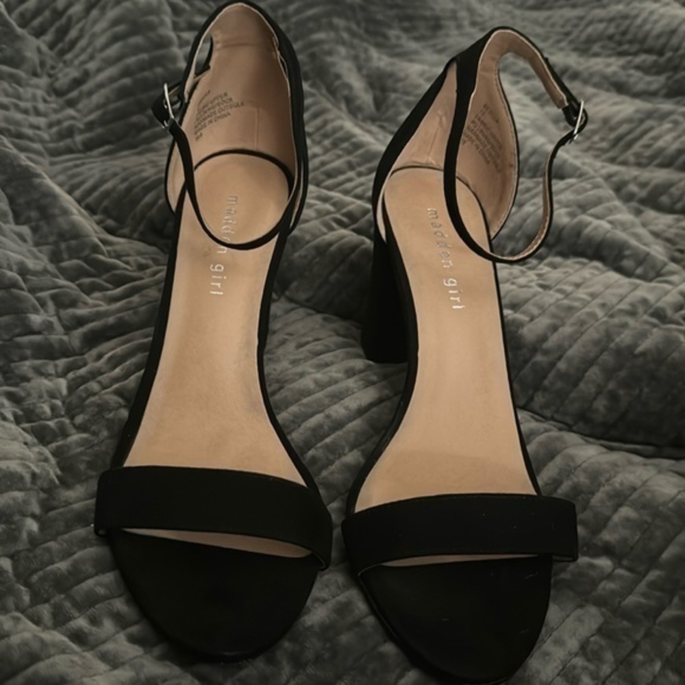 Madden girl size 10